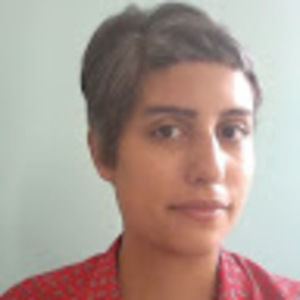 Meet your Posher, Larissa